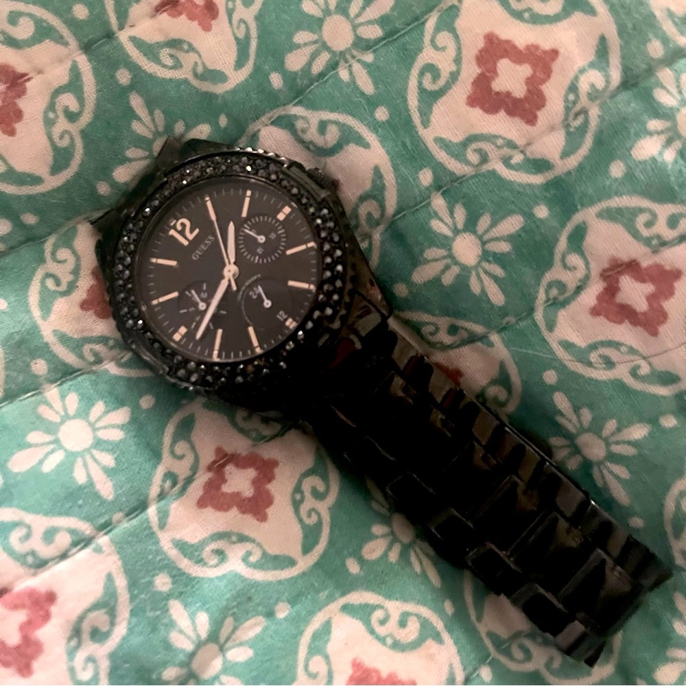 GUESS black watch